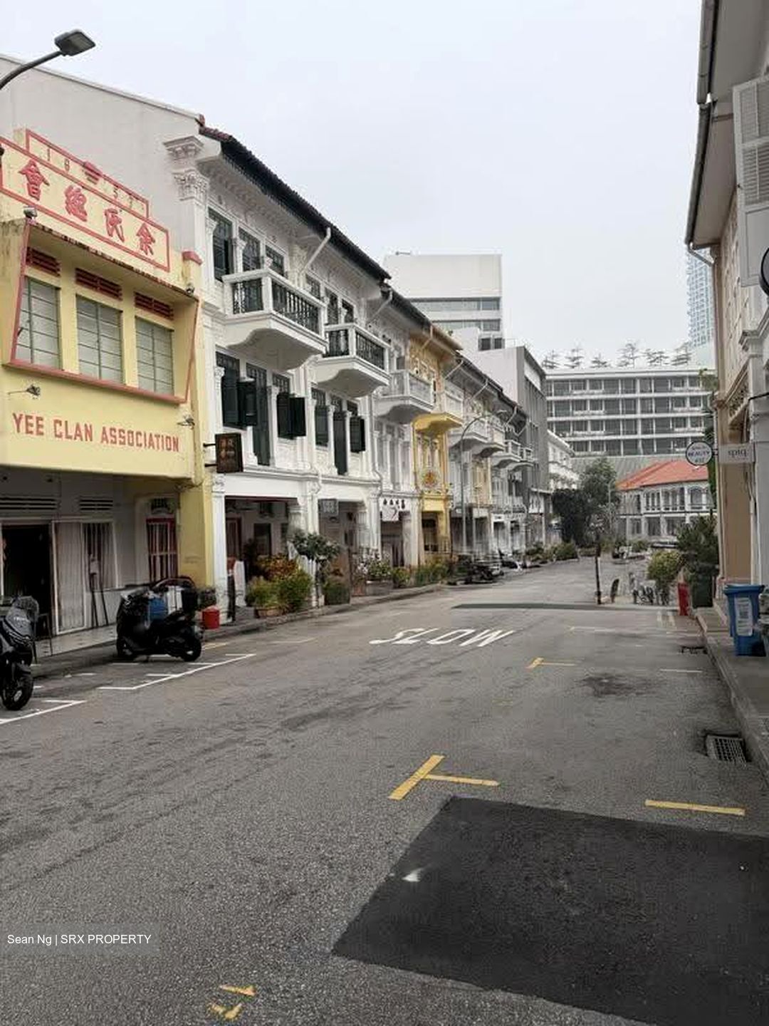 Teo Hong Road (D2), Office #633864301